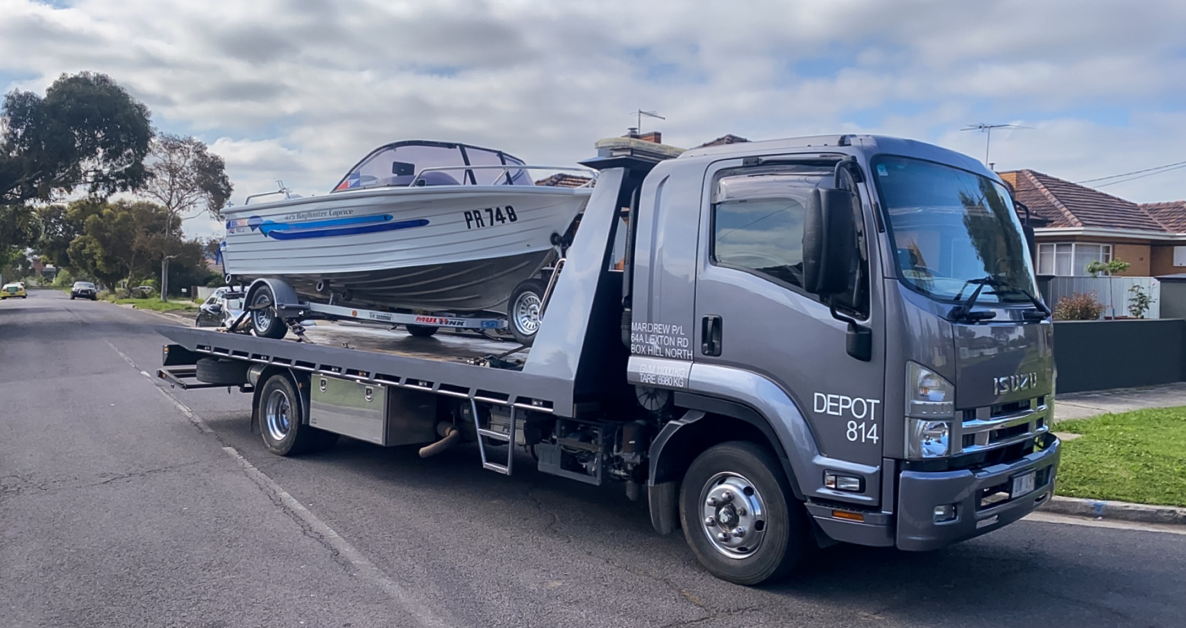 Box Hill Towing boat towing and marine transport
