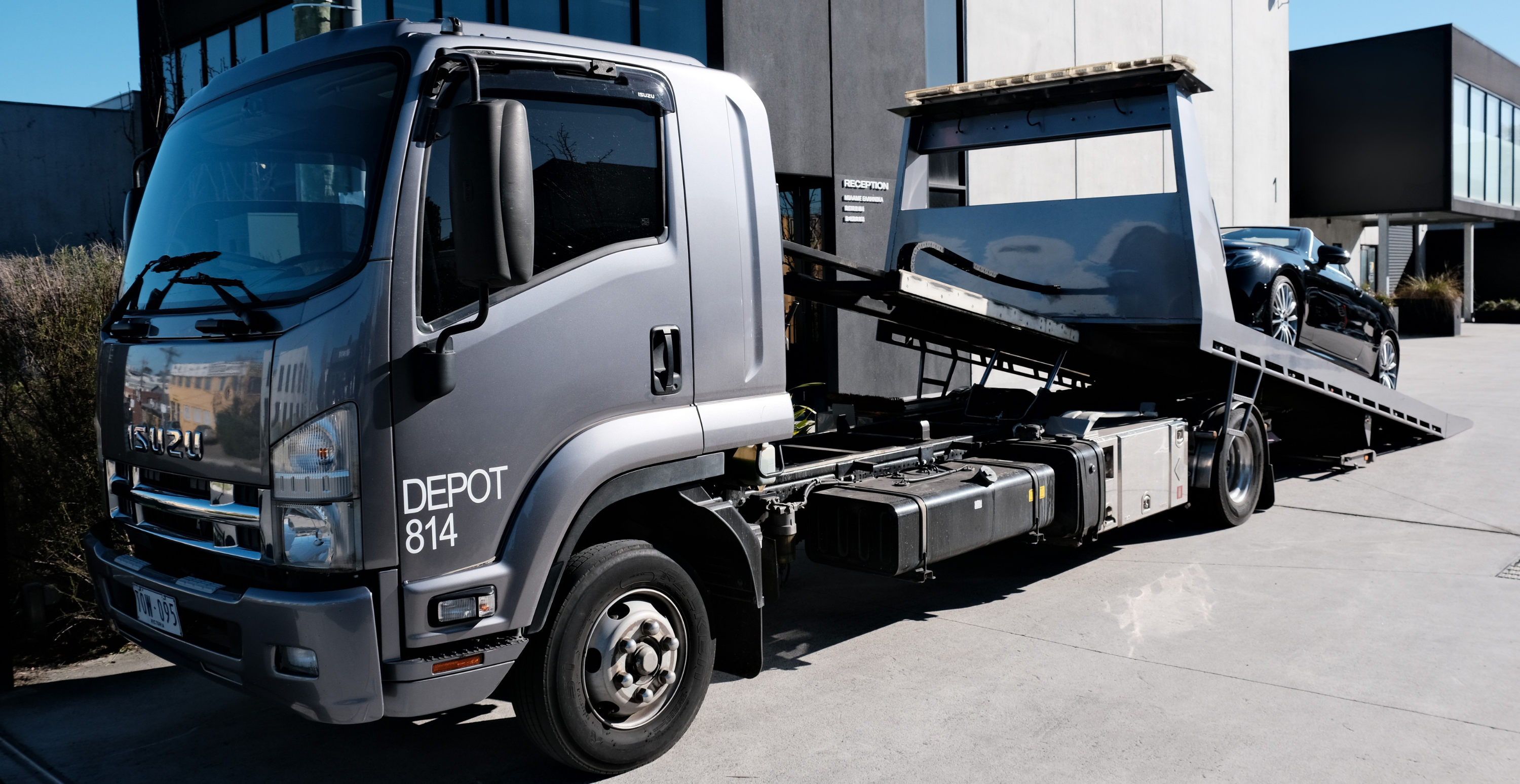 Box Hill Towing Truck